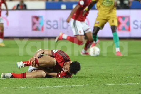 الأهلي يعلن.. إصابة أكرم توفيق في العين أمام كيتارا 26 أكتوبر 2026